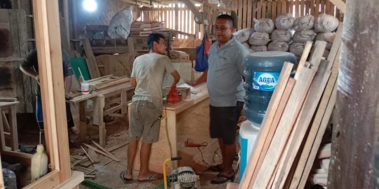 UKM Gudang Kayu Wood Craft Sukabumi Produksi Furnitur Berkualitas dari Limbah Palet