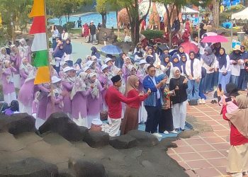 Pj Walikota Sukabumi Hadiri Perayaan HUT IGTKI-PGRI Kota Sukabumi ke 74 di Wahana Santasea
