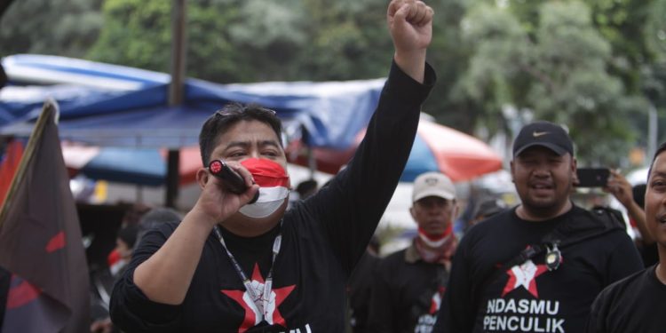 Amanah Pendiri Negeri dan Amanah Reformasi 98 adalah Amanah Alam Nusantara Harus Dilaksanakan, Kalau Tidak Akan Terjadi Revolusi Rakyat .. !!!