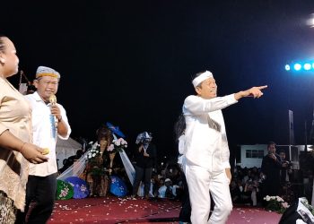Kang Dedi Mulyadi Cagub Jabar Sapa Warga Cikembar Sukabumi