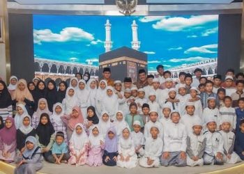 Mentri Karding Canangkan Gerakan Cinta Zakat di Kementerian P2MI