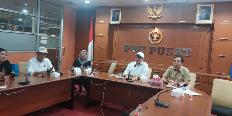 PWI Matangkan Kick Off HPN 2026 Banten, Jalan Sehat Bersama Kapolri dan Gubernur