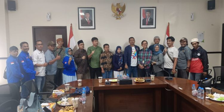 BPJS Ketenagakerjaan Cabang Sukabumi Serahkan Santunan Kematian Bagi Ahli Waris Ketua PWI Kabupaten Sukabumi