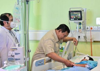 Presiden Prabowo Jenguk Korban Kecelakaan SPPG di RSUD Koja, Bentuk Perhatian pada Siswa dan Guru