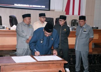 Paripurna DPRD Tetapkan Rencana Kerja DPRD Tahun Anggaran 2026 dan Perubahan Propemperda Kab.Sukabumi 2025
