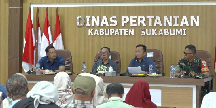Rapat Evaluasi Pupuk Bersubsidi 2025, Sekda Sukabumi : Menekankan Evaluasi Penyediaan, Penyaluran & Pengawasan
