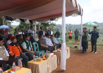 Wabup Sekabumi Apresiasi Peran Semua Pihak Dalam Peletakan Hunian Sementara di Lengkong