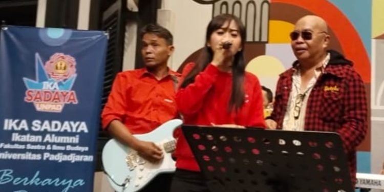 Alumni FIB Unpad Gelar Konser Amal dan Lelang Peduli Bencana Aceh Tamiang dan Kabupaten Bandung