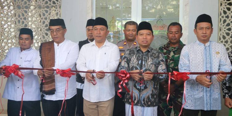 H.Andreas Wabup Sukabumi Resmikan Mesjid Sirojul Ummah, Kuatkan Pembinaan Akhlak