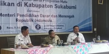 Wamendikdasmen Dorong Akurasi Data Pendidikan Saat Dialog di SMPN 1 Cikembar