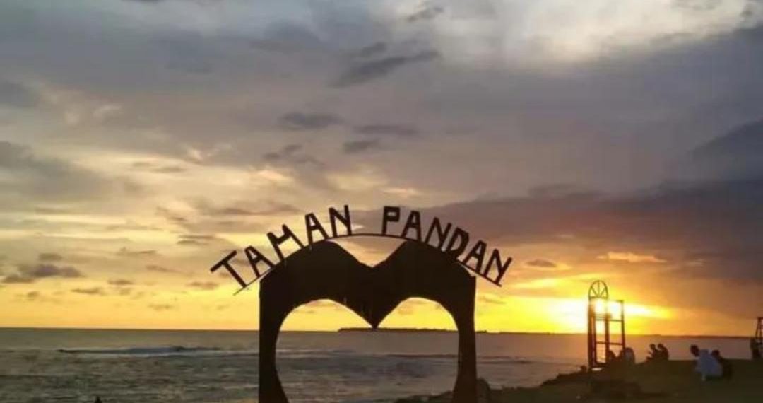 Desa Cikangkung Dorong Wisata Berbasis Alam, Pantai Taman Pandan Jadi Potensi Unggulan Sukabumi Selatan